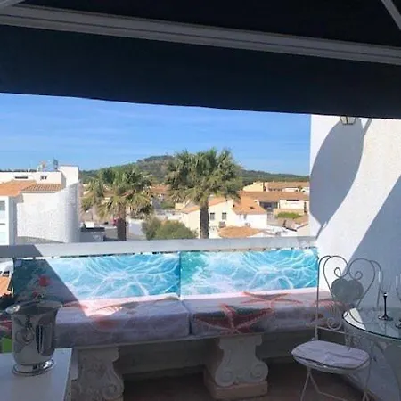689 Port Soleil - Grand Avec Terrasse Piscine Apartment *